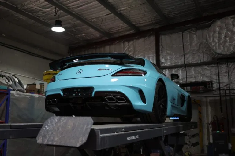 mercedes< 32