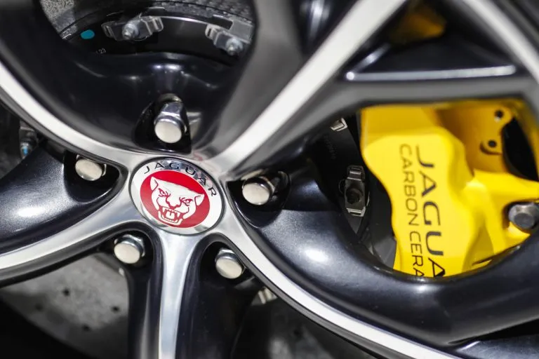 jaguar engine repair 6