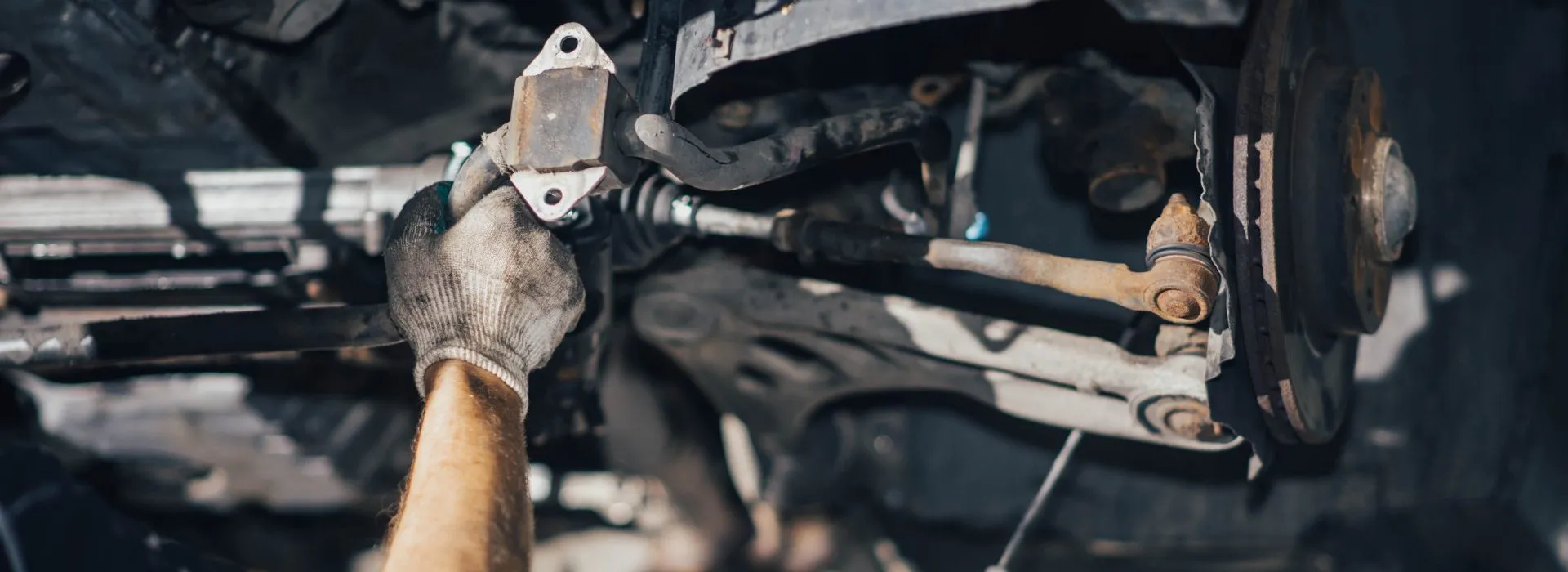 إصلاح نظام التعليق في Nissan