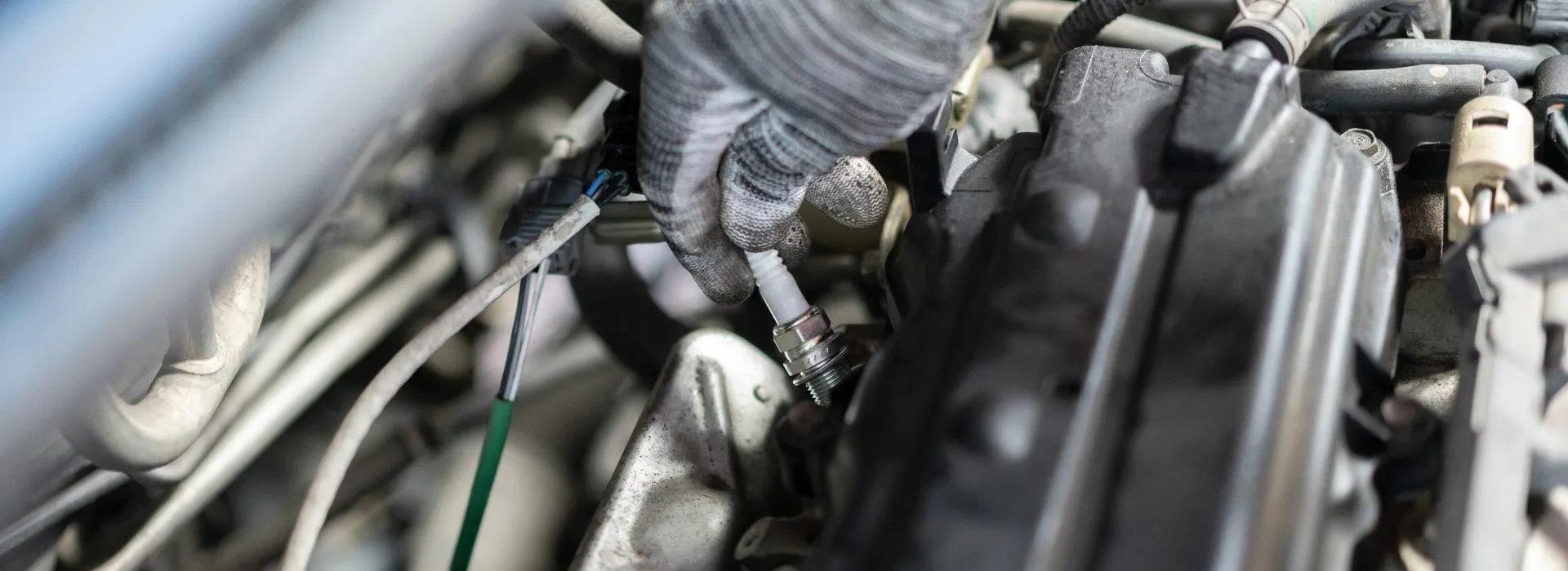 Mitsubishi Spark Plug Replacement