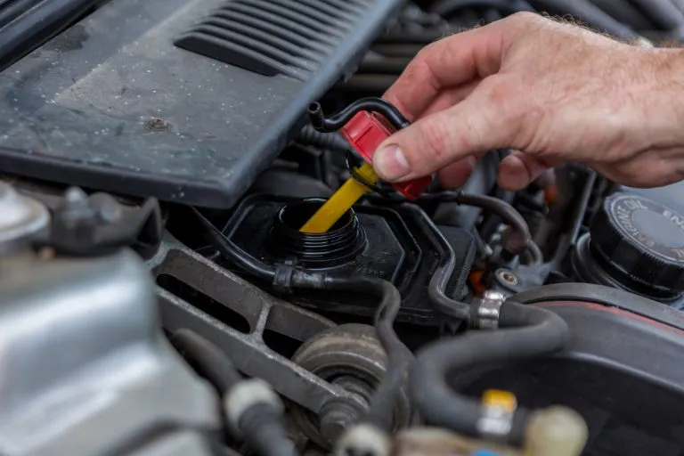 استبدال سائل توجيه القدرة< 4