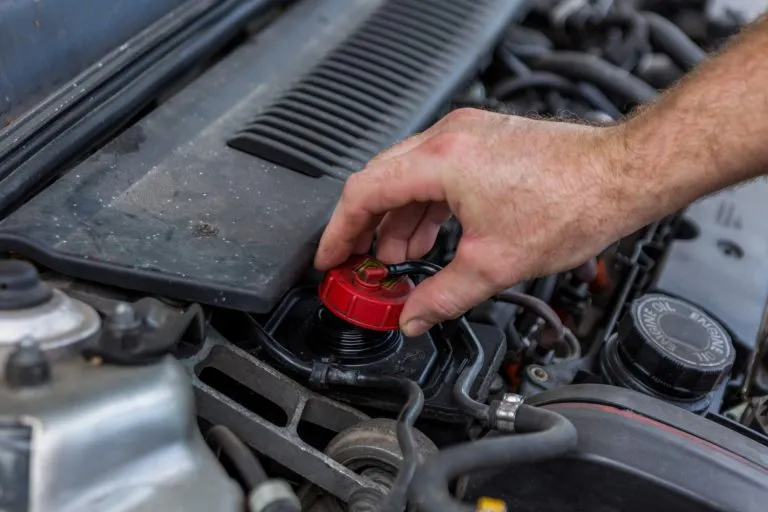 استبدال سائل توجيه القدرة< 3