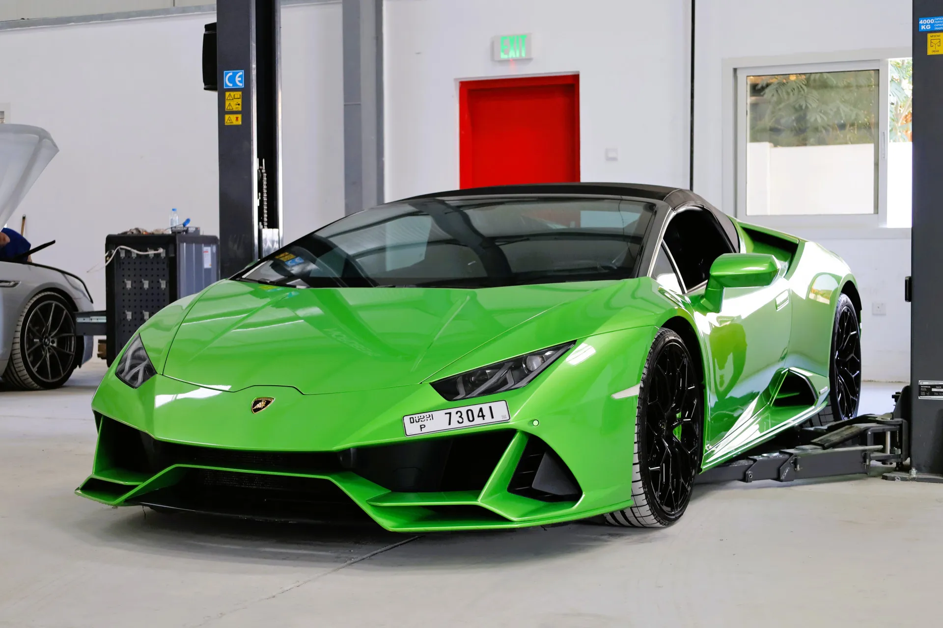 Lamborghini Huracán at Golden Horse car service Dubai