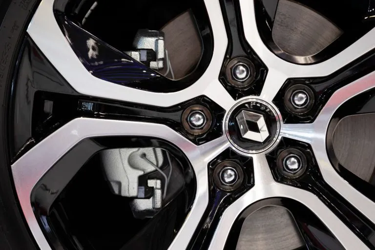 renault замена свечей зажигания< 7