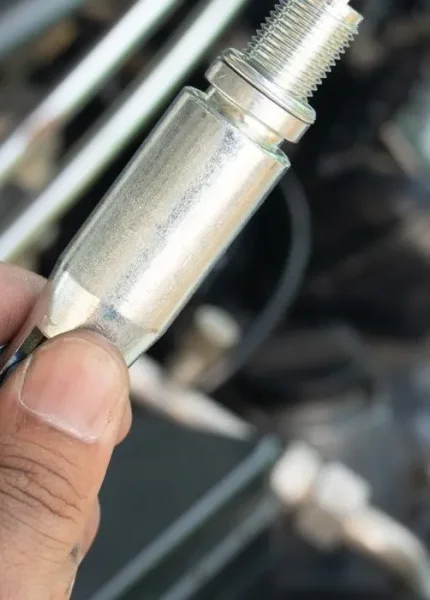 استبدال شمعة الإشعال من Volvo
