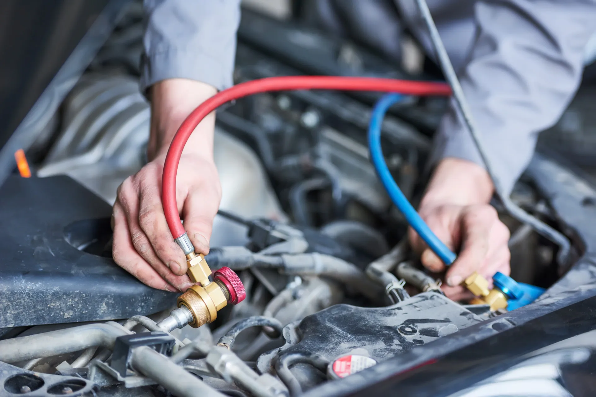 Car AC Leak Repair in Dubai Price from 100 AED - Golden Horse Car Repair