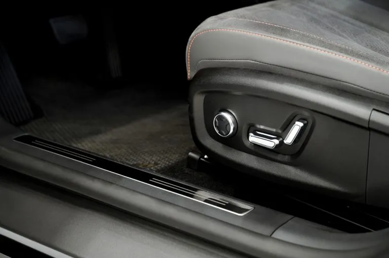 Car Electric Seat Repair 3