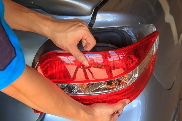 Car Back Light Repair 2