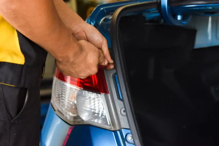 Car Back Light Repair 6
