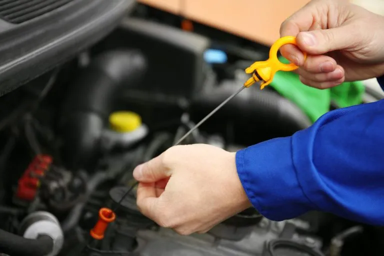 Car Oil Pump Repair 4