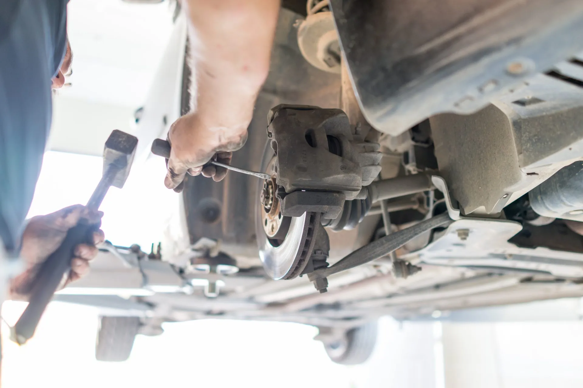 Hummer Brakes Repair Dubai Price from 100 AED - Hummer Repair Al Quoz ...
