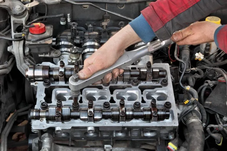 Car Cylinder Head Repair 4