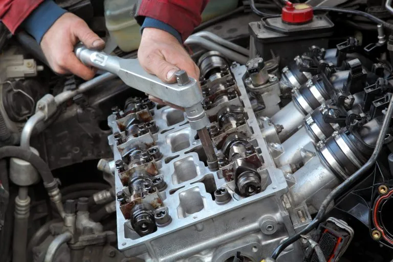 Car Cylinder Head Repair 2