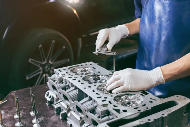 Car Cylinder Head Repair