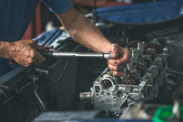 Car Cylinder Head Repair 6