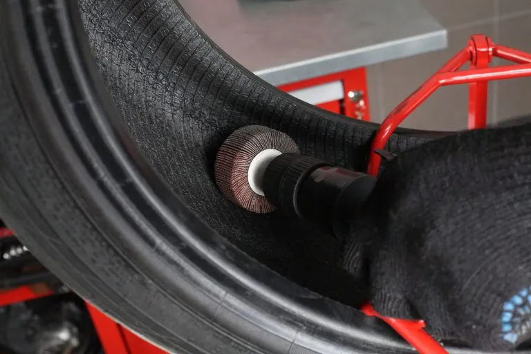 Car Flat Tire Repair 3