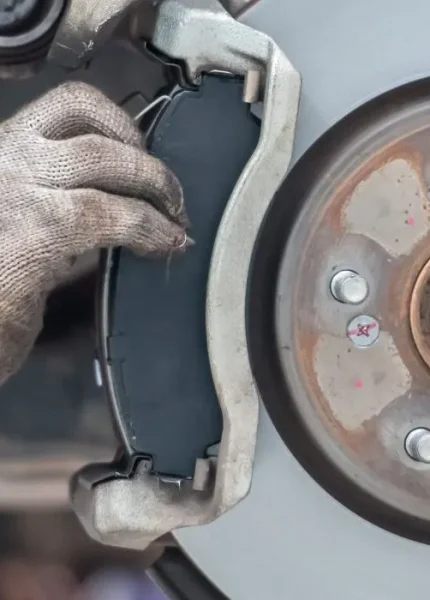 استبدال وسادة مكابح Hyundai