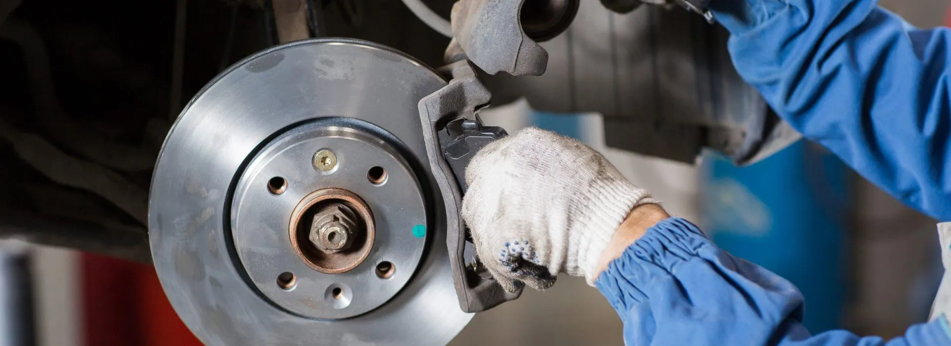 استبدال وسادة فرامل Toyota