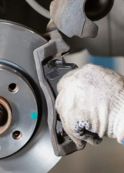 استبدال وسادة فرامل Toyota