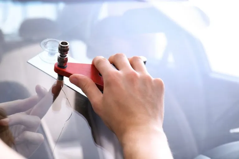 Car Windshield Repair 4
