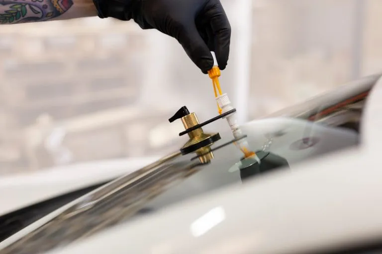 Car Windshield Repair 2