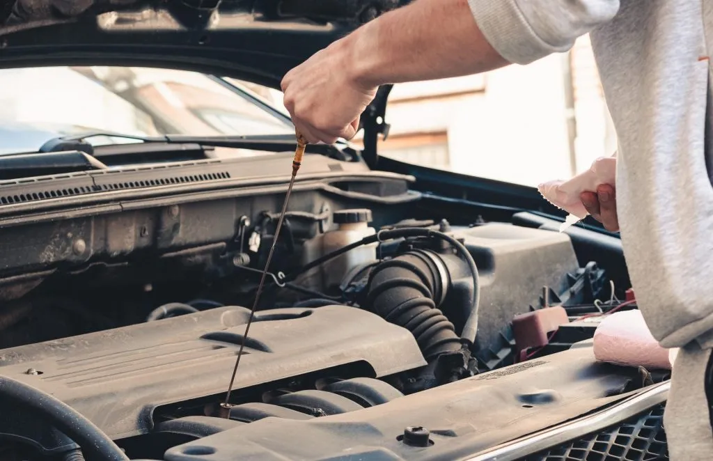 Engine Oil Flushing 4