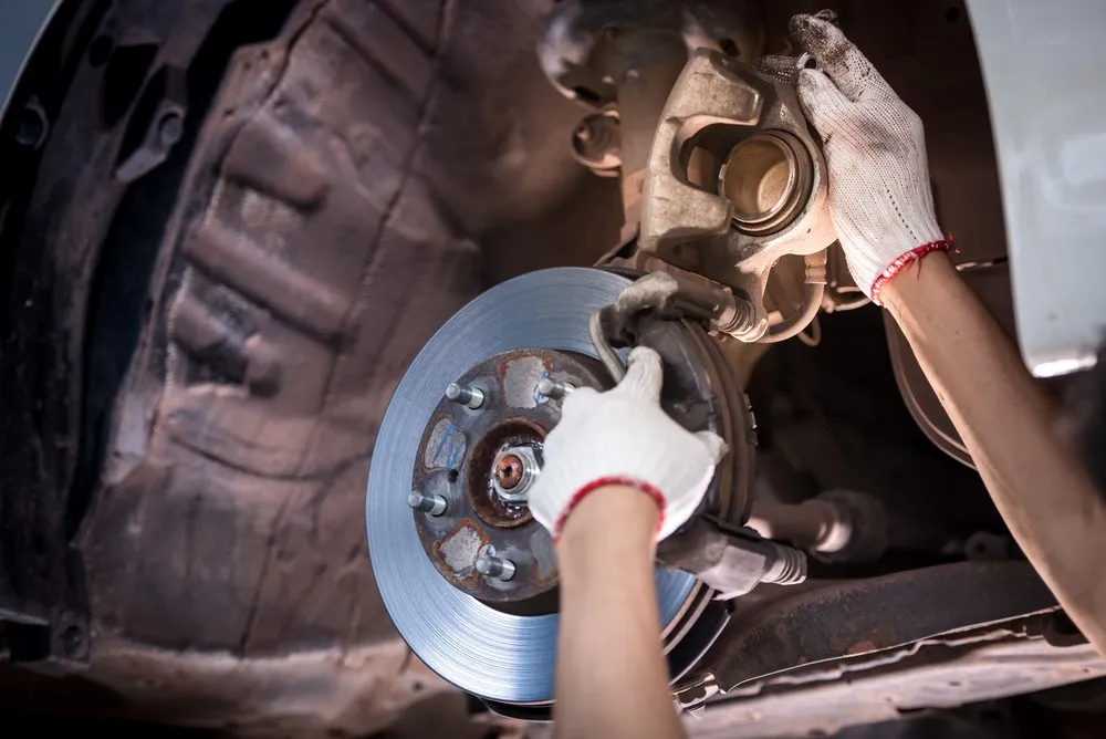 Car Brake Pad Replacement 4